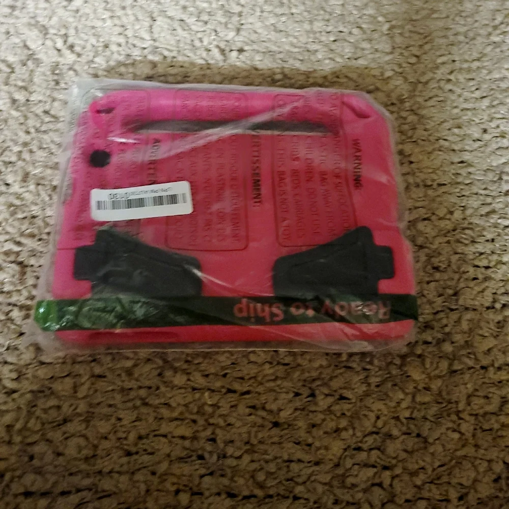🔥🔥HP🔥🔥5-29-23🔥🔥NWOT KIDS TABLET CASE PINK